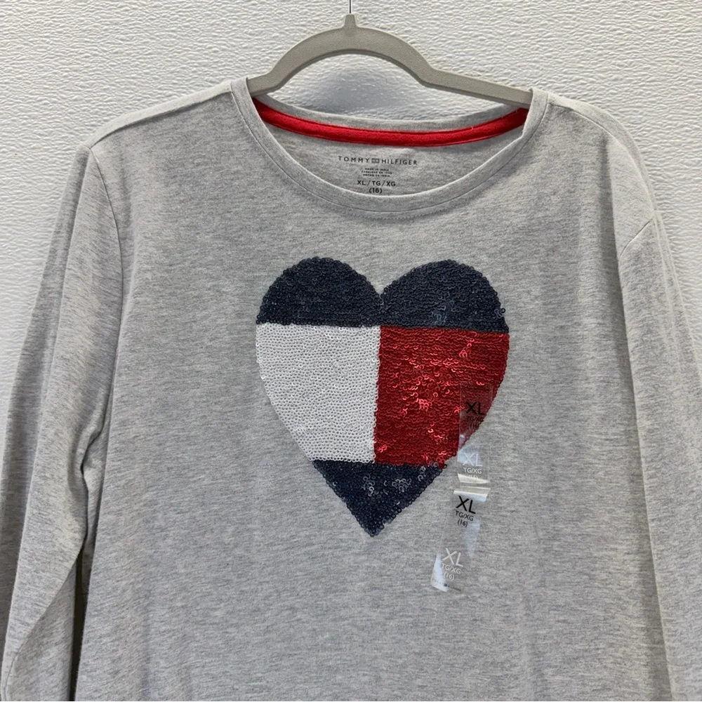 Tommy‎ Hilfiger Girls XL Gray Sequin Heart Long Sleeve Tee Cotton